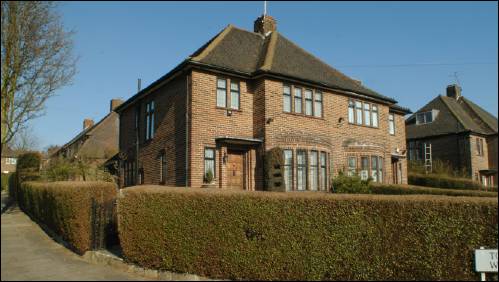 11 Vivian Way